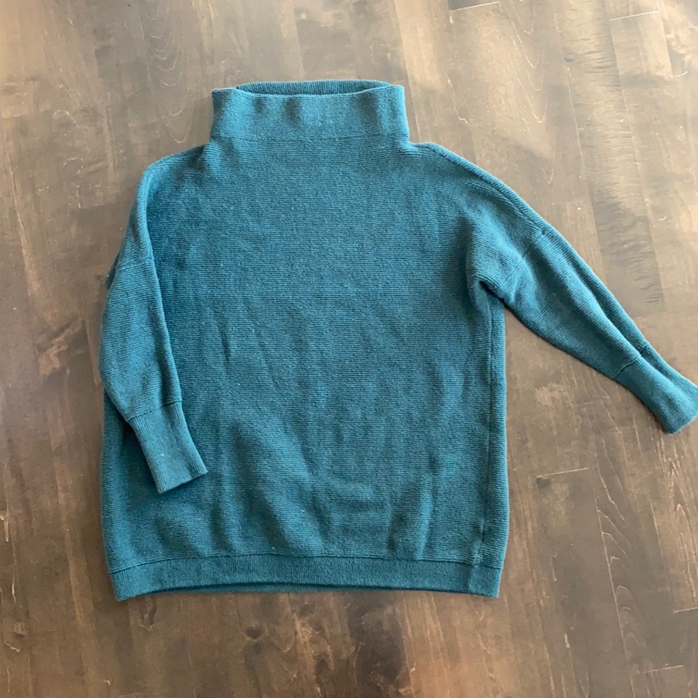 Free People Dark Green Ottoman Tunic Sweater